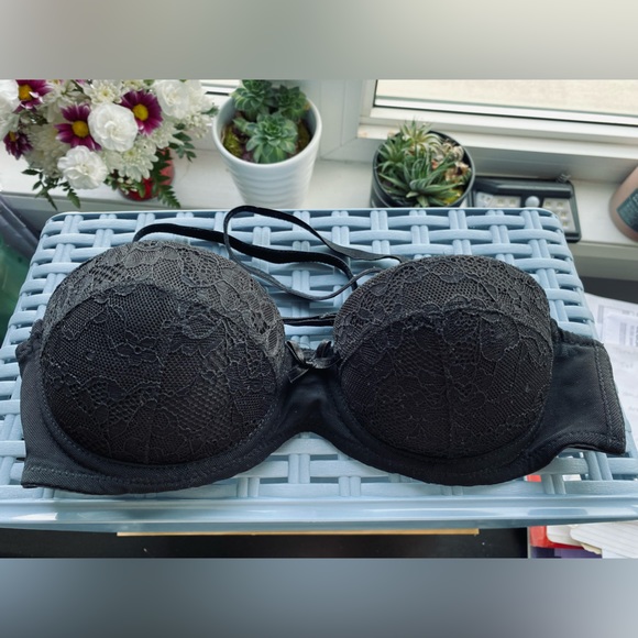 $7 add on to purchase- 32 B Bra With Push-up - Picture 3 of 9